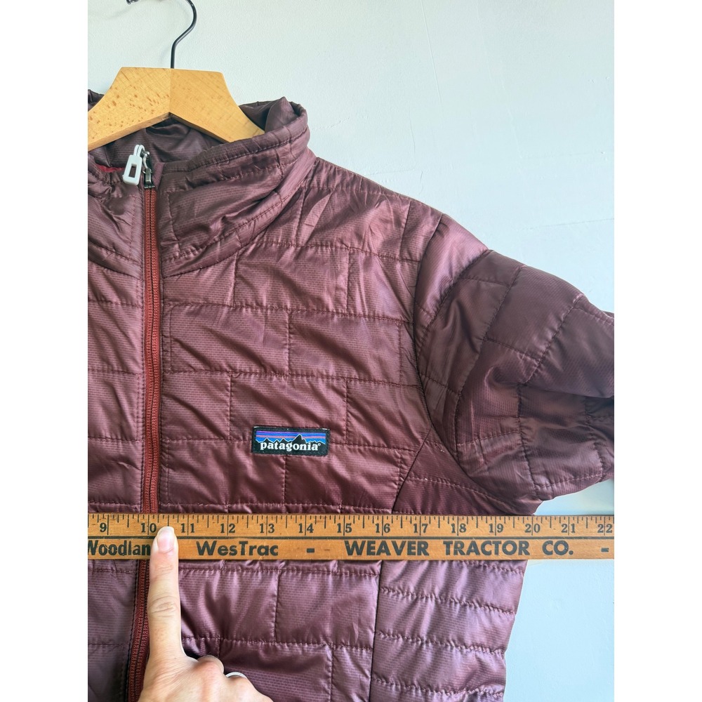 Patagonia Nano Puff Jacket Womens Gorpcore Medium Burgundy Red Quilted Insulated - Picture 9 of 11
